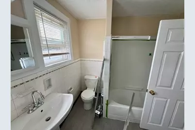 1075 Washington St #5, Attleboro, MA 02703 - Photo 6