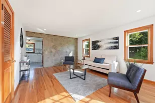30 French St, Springfield, MA 01104 - Photo 8