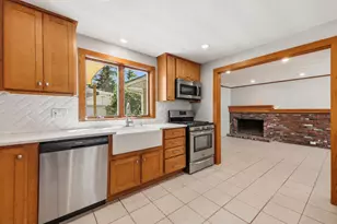 27 Ansie Rd, Chelmsford, MA 01824 - Photo 6