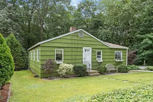 45 Lakeshore Dr, Hudson, MA 01749 - Photo 2