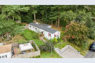 36 Haskell Cir, Lakeville, MA 02347 - Photo 4