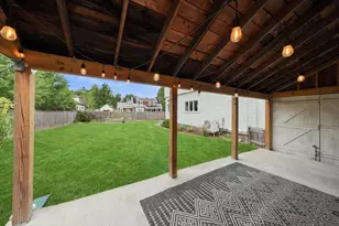 383 Pond St, Weymouth, MA 02190 - Photo 32