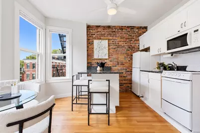 32 Grove St #8, Boston, MA 02114 - Photo 10