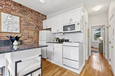 32 Grove St #8, Boston, MA 02114 - Photo 12