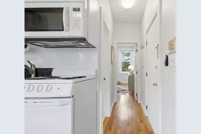 32 Grove St #8, Boston, MA 02114 - Photo 14