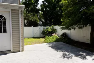 19 Eastland Rd, Boston, MA 02130 - Photo 16