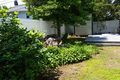 19 Eastland Rd, Boston, MA 02130 - Photo 20