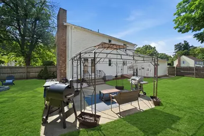 380 Plumtree Rd, Springfield, MA 01118 - Photo 36