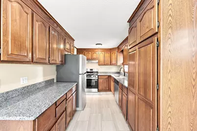 76 Daley St, Chicopee, MA 01013 - Photo 16