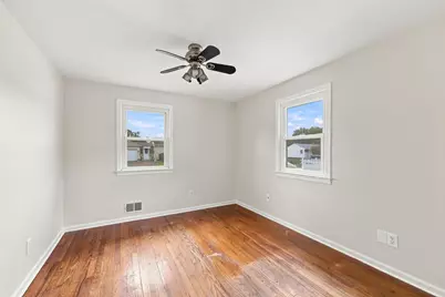 76 Daley St, Chicopee, MA 01013 - Photo 28