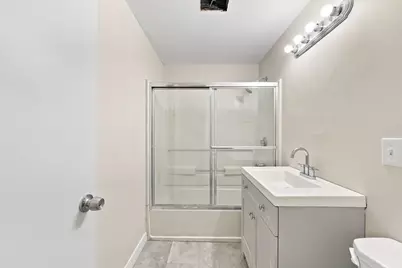 76 Daley St, Chicopee, MA 01013 - Photo 32