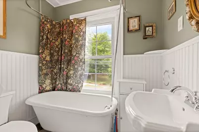 258 Cross St, Winchester, MA 01890 - Photo 18