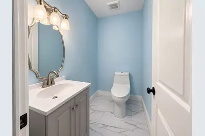 258 Cross St, Winchester, MA 01890 - Photo 10