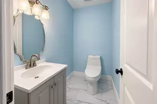 258 Cross St, Winchester, MA 01890 - Photo 10