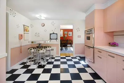 36 Russell, Carlisle, MA 01741 - Photo 8