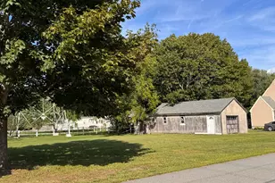 130 Winslow Ave, Somerset, MA 02726 - Photo 2