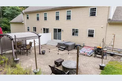 391 Franklin St #2, Hanson, MA 02341 - Photo 20