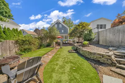 18 Broad St, Newburyport, MA 01950 - Photo 6