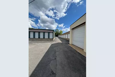 3 Bourbon St, Peabody, MA 01960 - Photo 18