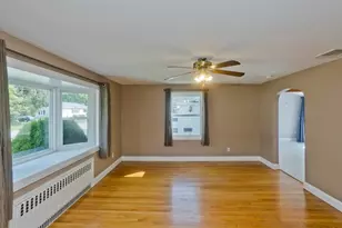 14 Philip St, Ludlow, MA 01056 - Photo 18