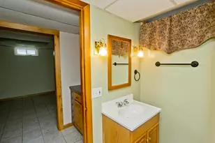 14 Philip St, Ludlow, MA 01056 - Photo 38