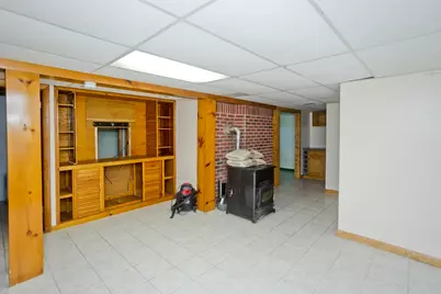 14 Philip St, Ludlow, MA 01056 - Photo 32