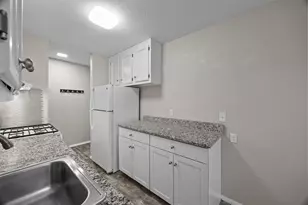 10 Shrewsbury Green Dr, Shrewsbury, MA 01545 - Photo 8