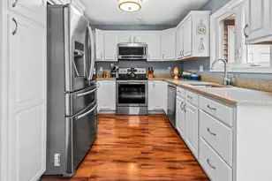66 Pleasant St, Oxford, MA 01537 - Photo 12
