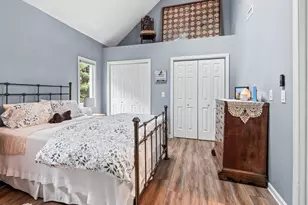 66 Pleasant St, Oxford, MA 01537 - Photo 22