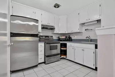 2192 Mass Ave #2-2, Cambridge, MA 02140 - Photo 8