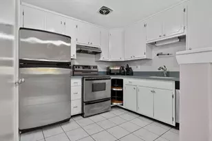 2192 Mass Ave, Cambridge, MA 02140 - Photo 8