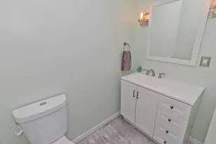 143 Winton St, Springfield, MA 01118 - Photo 30