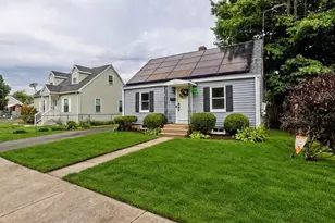 143 Winton St, Springfield, MA 01118 - Photo 2