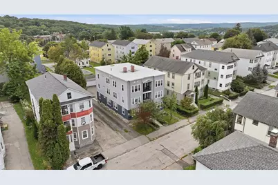 17 Fairbanks St, Worcester, MA 01610 - Photo 6
