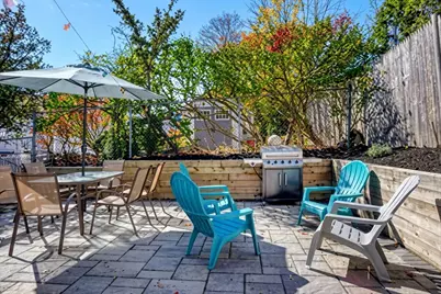 125 Running Brook Rd, Boston, MA 02132 - Photo 16