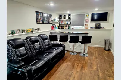125 Running Brook Rd, Boston, MA 02132 - Photo 10