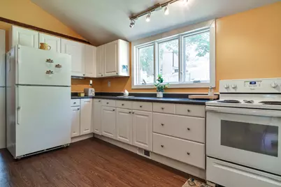 22 Chestnut Street #22, Framingham, MA 01701 - Photo 8
