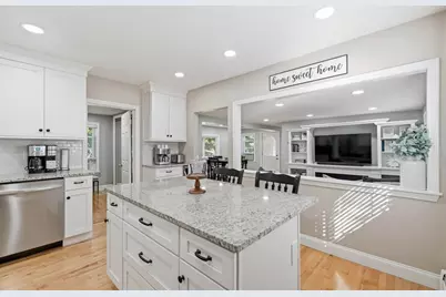 37 Westford Street, Saugus, MA 01906 - Photo 6