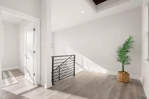16 Foster Ct, Medford, MA 02155 - Photo 20