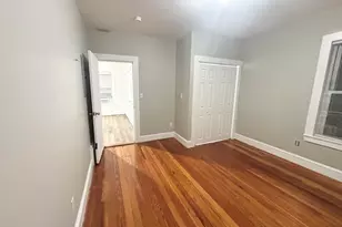 18 Perry St, Somerville, MA 02143 - Photo 4