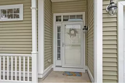 605 Devenwood Way #605, Clinton, MA 01510 - Photo 2