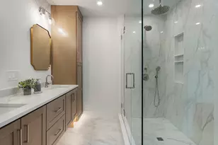 421 E 6th St, Boston, MA 02127 - Photo 34