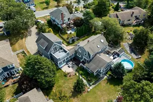 18 Holly St, Gloucester, MA 01930 - Photo 2