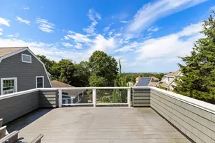 18 Holly St, Gloucester, MA 01930 - Photo 26
