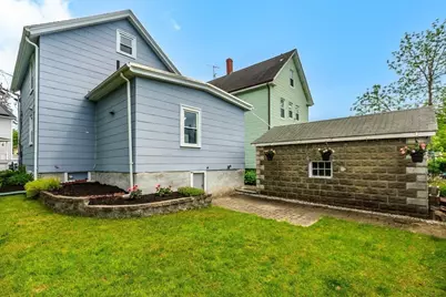 10 Elm Ct, Andover, MA 01810 - Photo 4