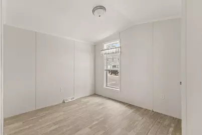 1540 Broadway #17, Raynham, MA 02767 - Photo 8