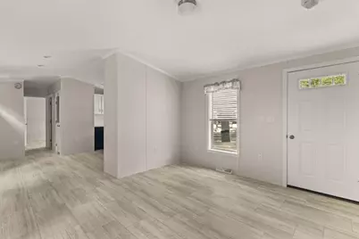 1540 Broadway #20, Raynham, MA 02767 - Photo 4