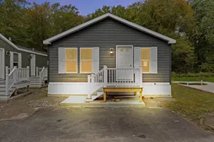 1540 Broadway, Raynham, MA 02767 - Photo 2