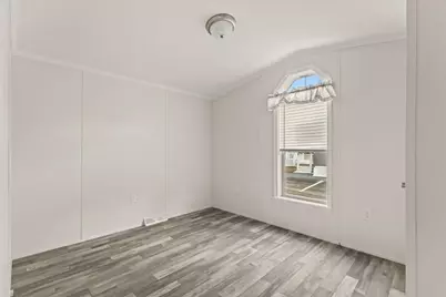 1540 Broadway #27, Raynham, MA 02767 - Photo 6