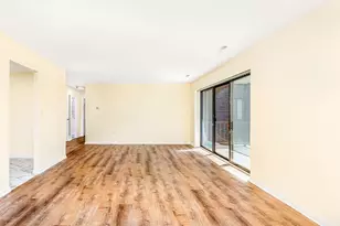 1004 Paradise Rd, Swampscott, MA 01907 - Photo 8
